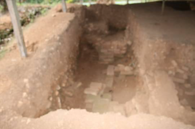 CANDI BUKIK AWANG MAOMBIAK
