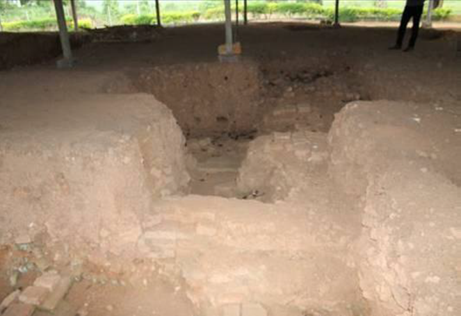 CANDI BUKIK AWANG MAOMBIAK
