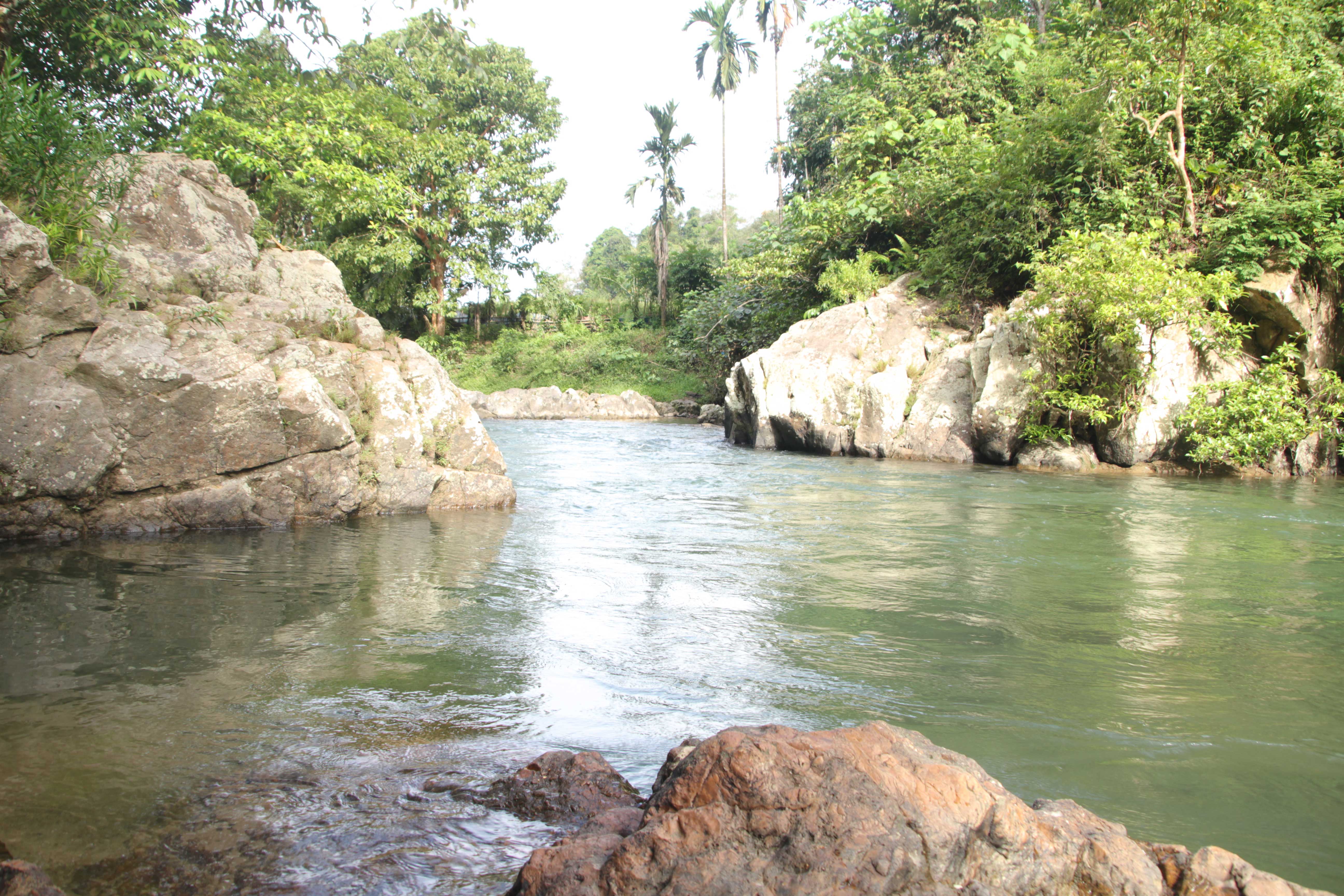 TUBING LUBUK KARAK