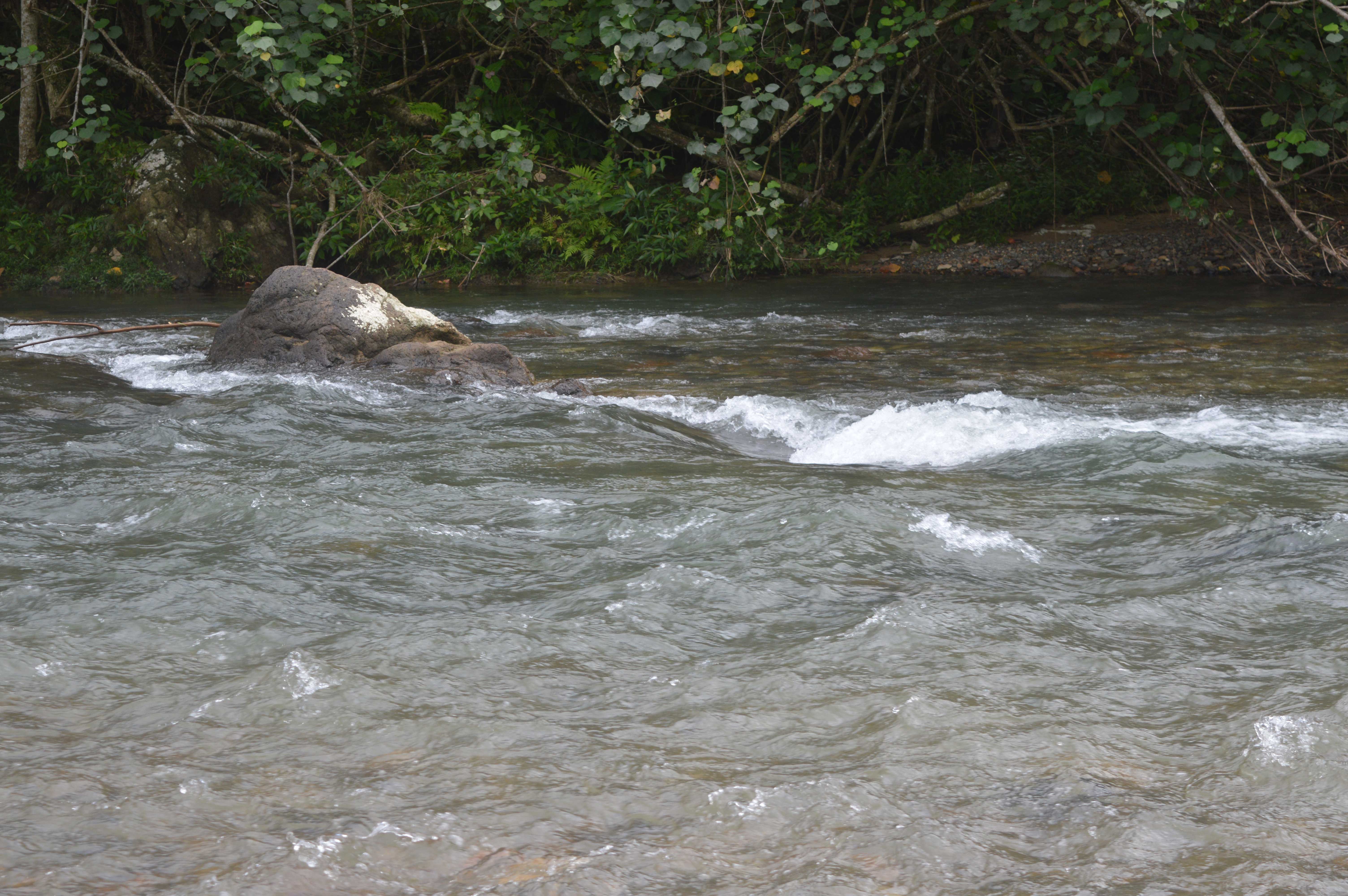 TUBING LUBUK KARAK