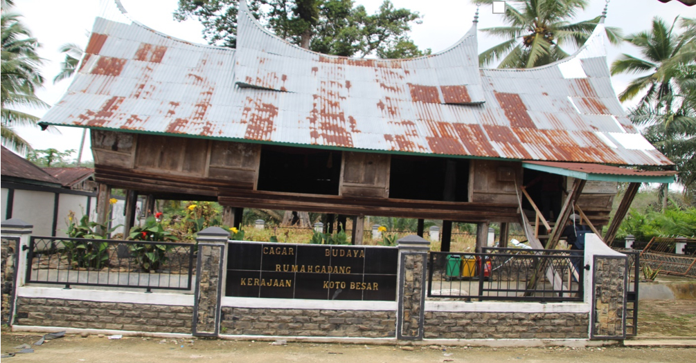 Rumah Gadang Kerajaan Koto Besar