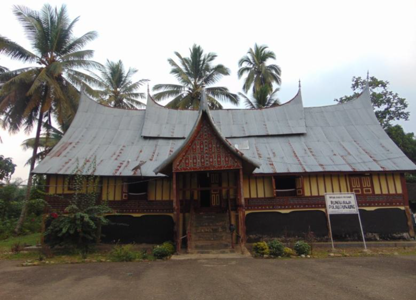 RUMAH GADANG KERAJAAN PULAU PUNJUNG